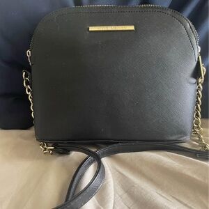 Steve Madden Black Dome Crossbody Bag with Gold Chain